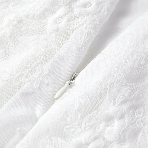 Backless Lace Deep V Neck Sleeveless Long Party Dr - Picture 3 of 6